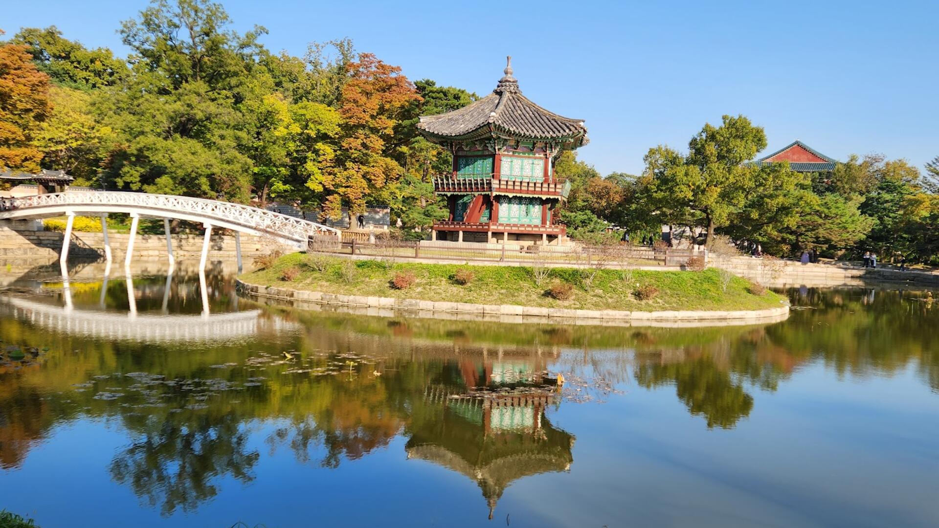 경복궁 완벽 가이드 2025: 조선왕조 제일의 궁궐에서 만나는 600년 역사