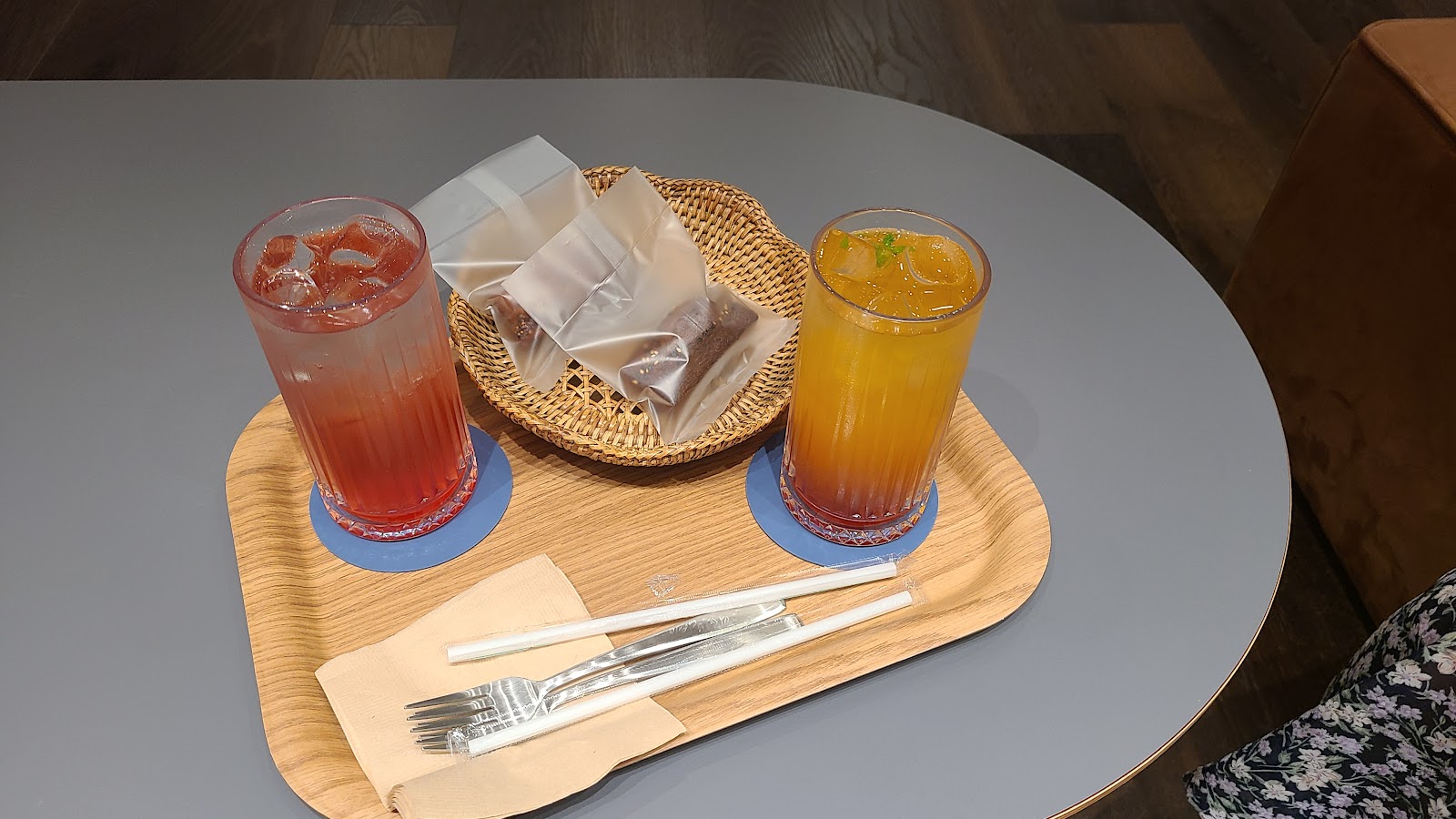 Cafe Comma Hapjeong 2