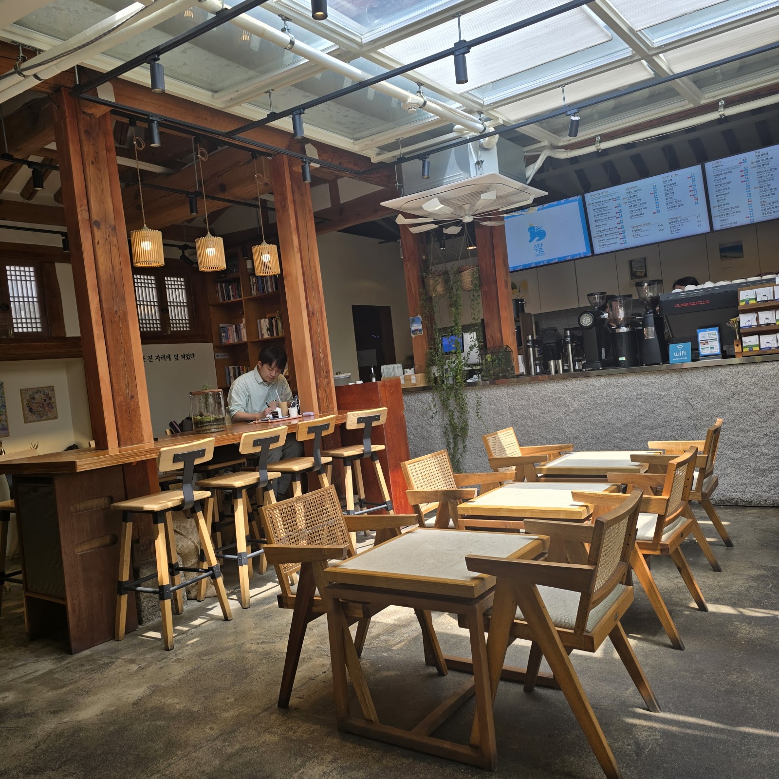 Cafe Soodal (카페 수달) 4