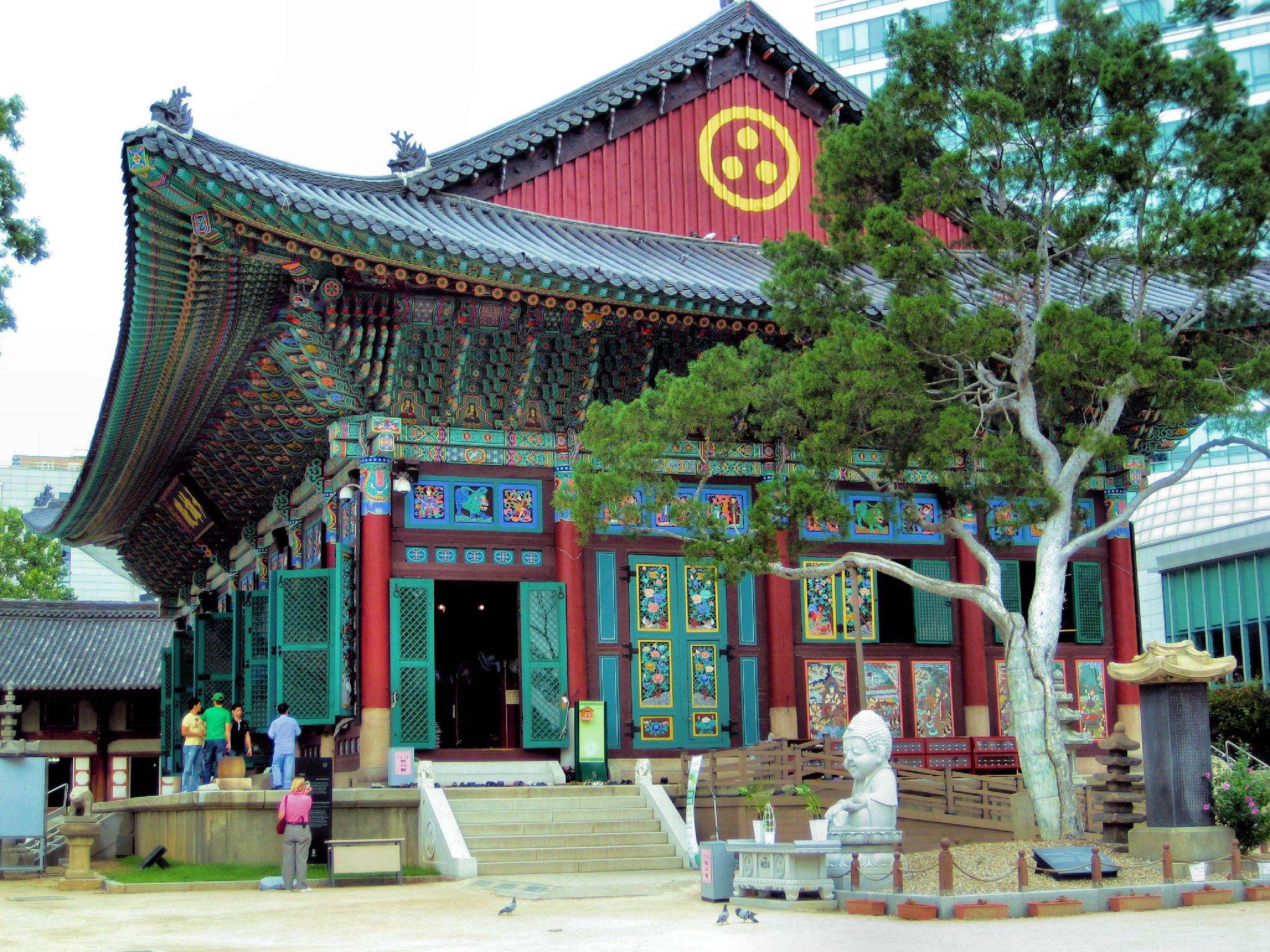 Jogyesa Temple main hall with traditional Korean Buddhist architecture and colorful decorations