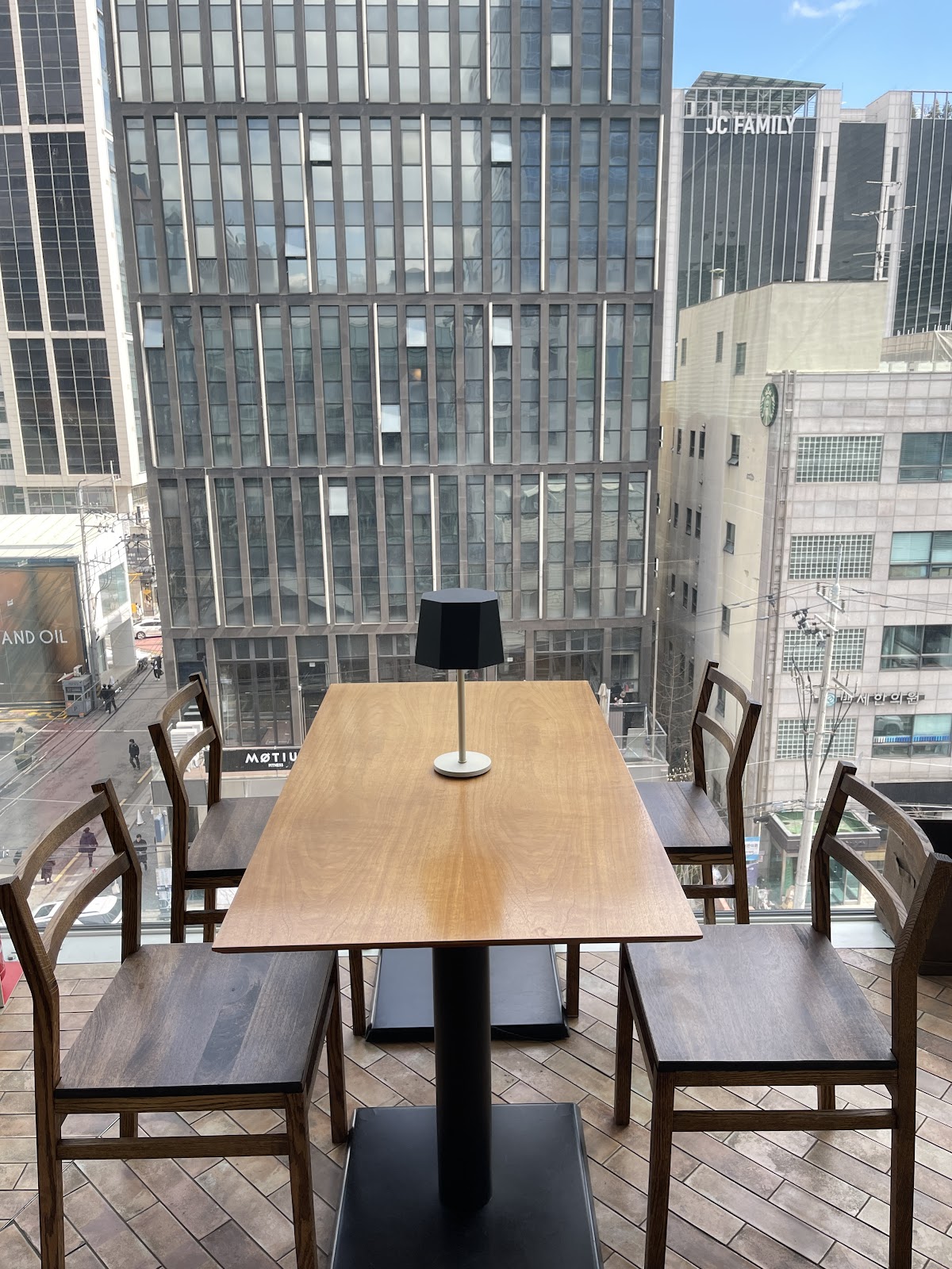 Magpie & Tiger Seongsu Tearoom