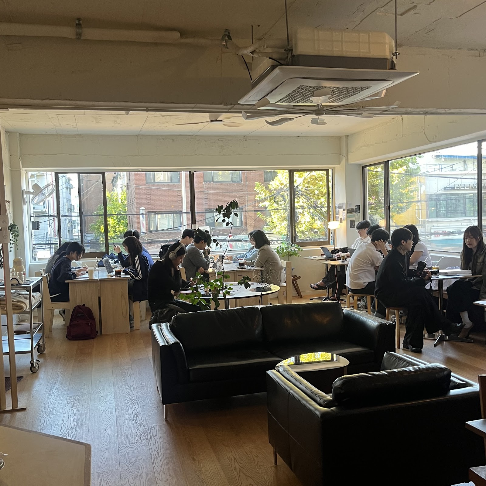 로잉커피바 (Roving Coffee Bar)