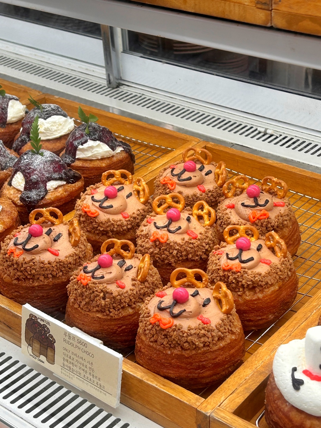 Seoul Pastry (서울페이스터리 연남점) 2